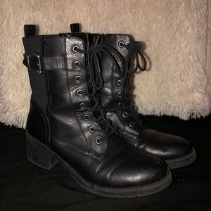 Black boots